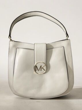MICHAEL Kors Hobo Leather Shoulder Bag NEW but Tiny mark on front see photo